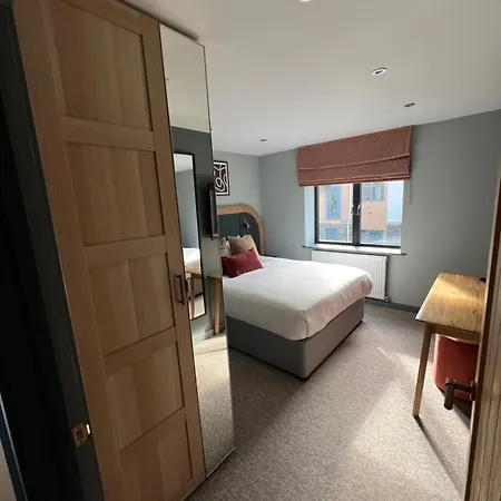 13 Barley View Luxury